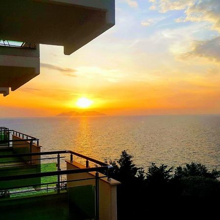 Deni Apartment Vlorë Buitenkant foto