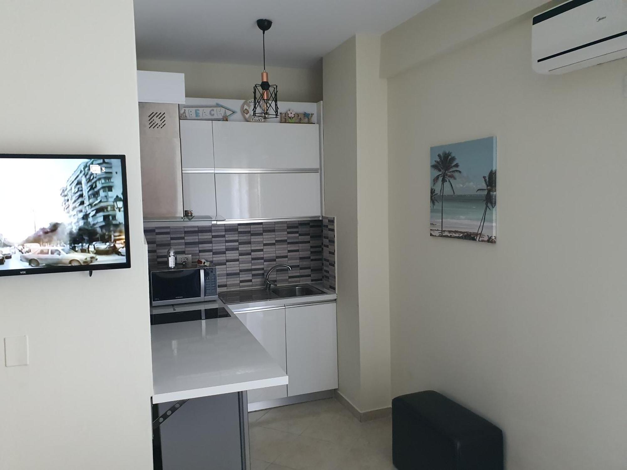 Deni Apartment Vlorë Buitenkant foto